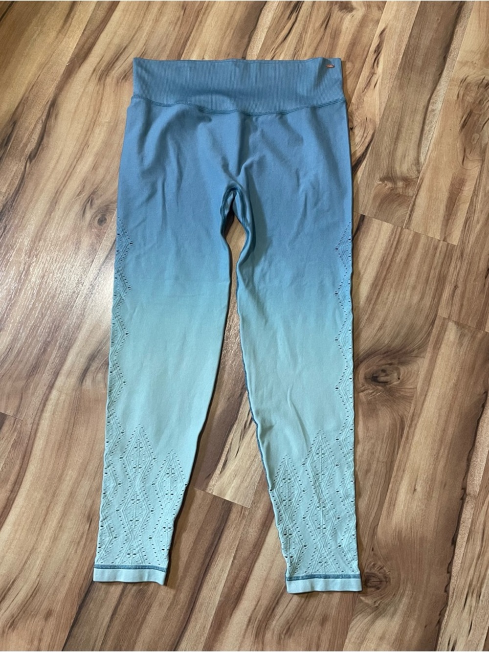 Victoria's Secret PINK Active Seamless Leggings-Ombré Perforated Pattern XL